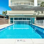 Ocean Villa 803